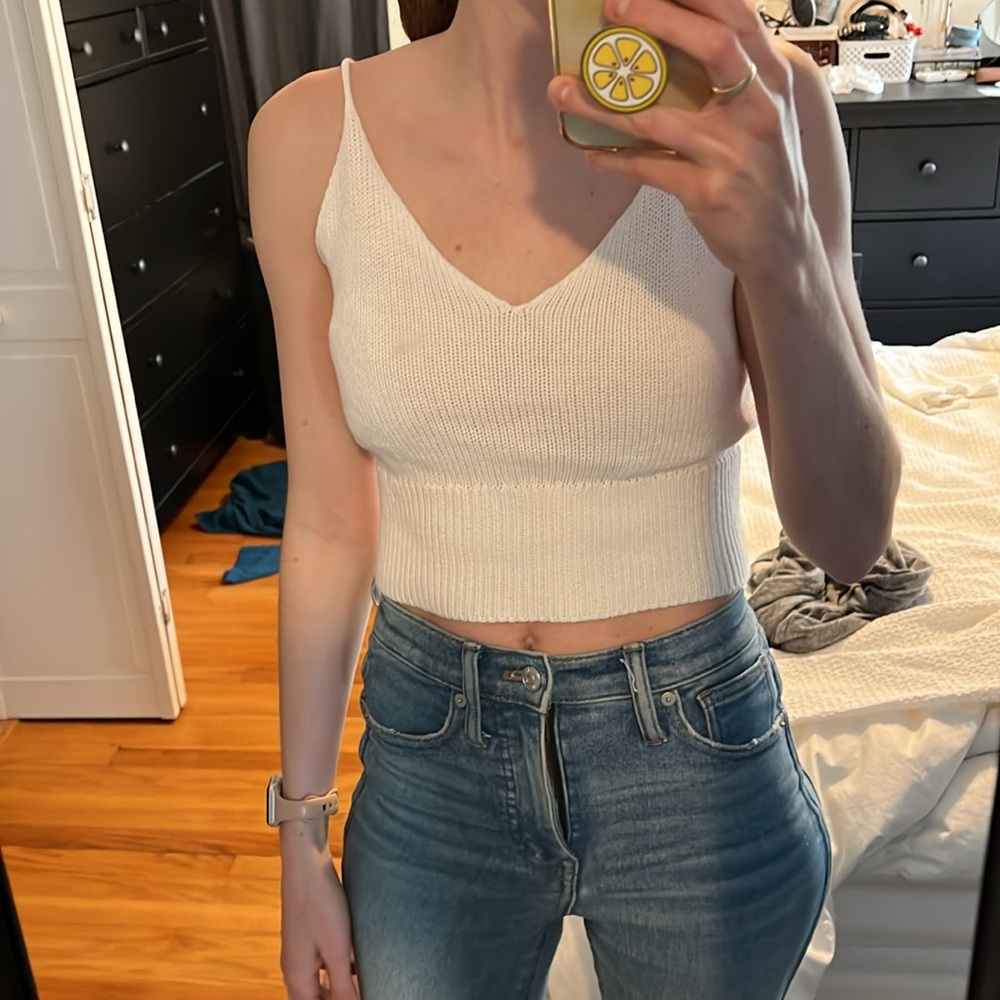 Brandy Melville crop top sweater tank